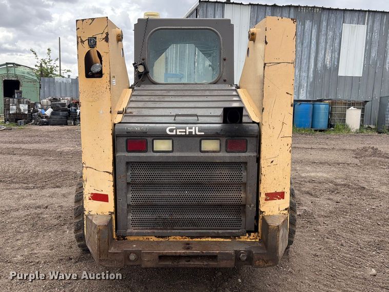 image for item EW2104 1997 GEHL SL6635 skid steer loader