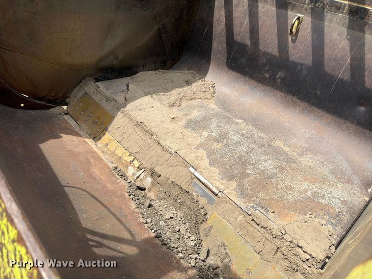 image for item EW2105 1967 Terex 17U0T conventional scraper 