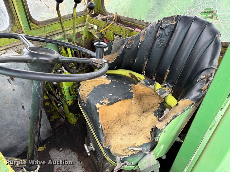 image for item EW2105 1967 Terex 17U0T conventional scraper 