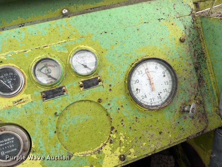 image for item EW2105 1967 Terex 17U0T conventional scraper 