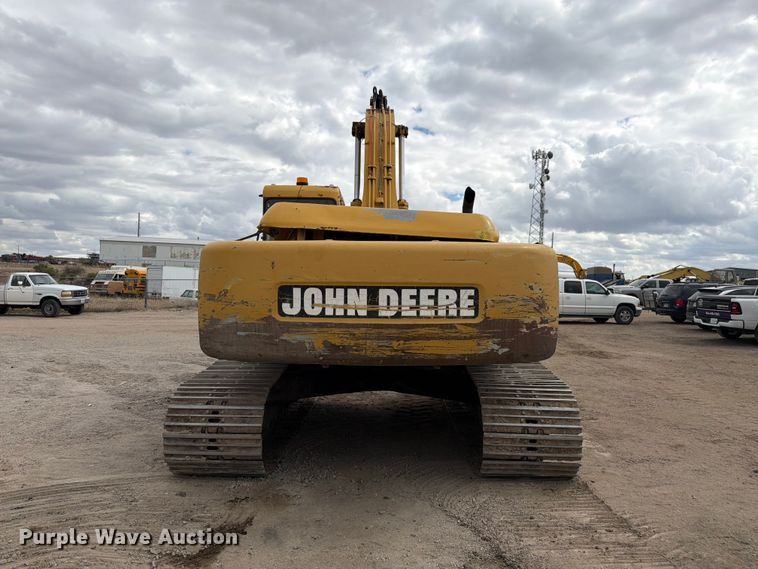 image for item EW2106 1994 John Deere 790ELC excavator