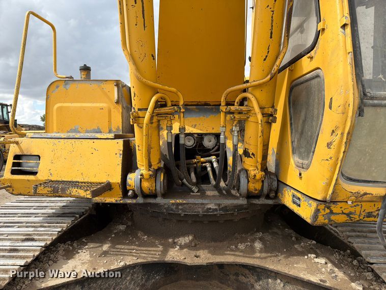 image for item EW2106 1994 John Deere 790ELC excavator