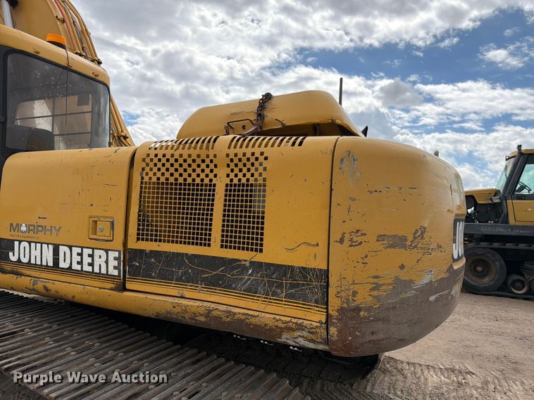 image for item EW2106 1994 John Deere 790ELC excavator