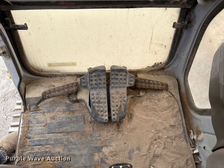 image for item EW2106 1994 John Deere 790ELC excavator