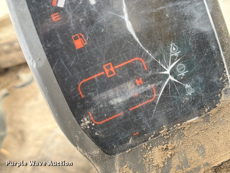 image for item EW2106 1994 John Deere 790ELC excavator