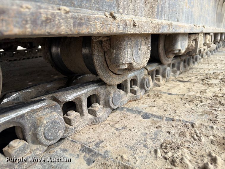 image for item EW2106 1994 John Deere 790ELC excavator