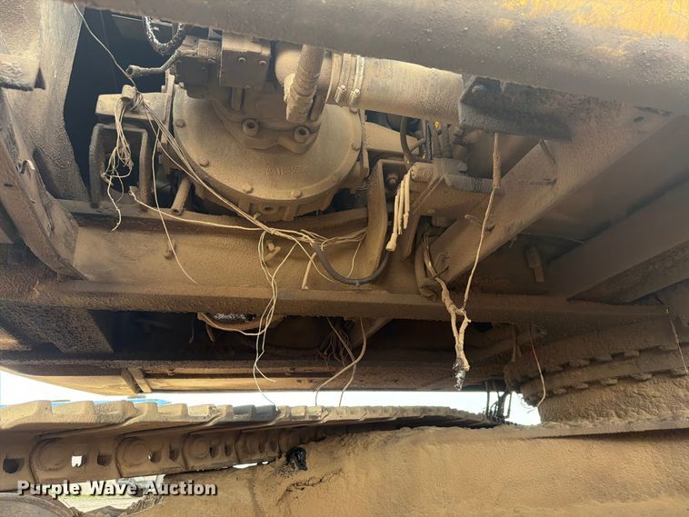 image for item EW2110 Kobelco SK200LC excavator