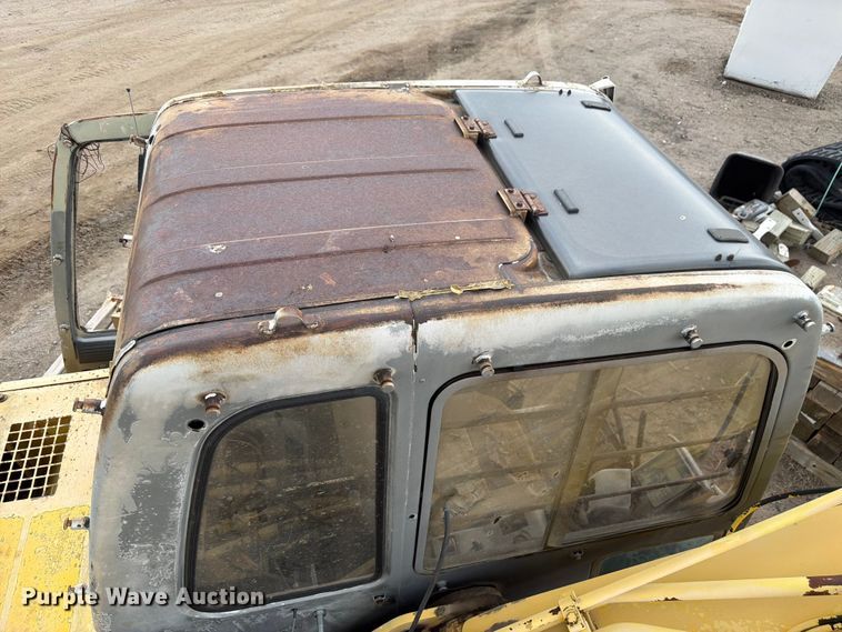 image for item EW2110 Kobelco SK200LC excavator