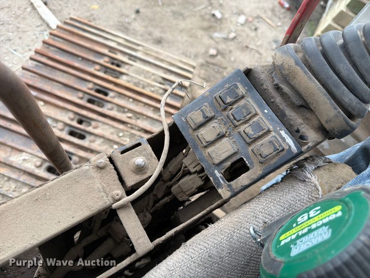 image for item EW2110 Kobelco SK200LC excavator