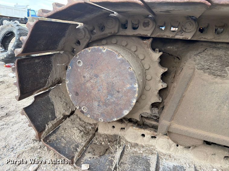 image for item EW2110 Kobelco SK200LC excavator