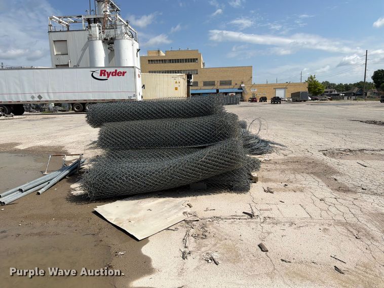 image for item EX5502 Chain link fence