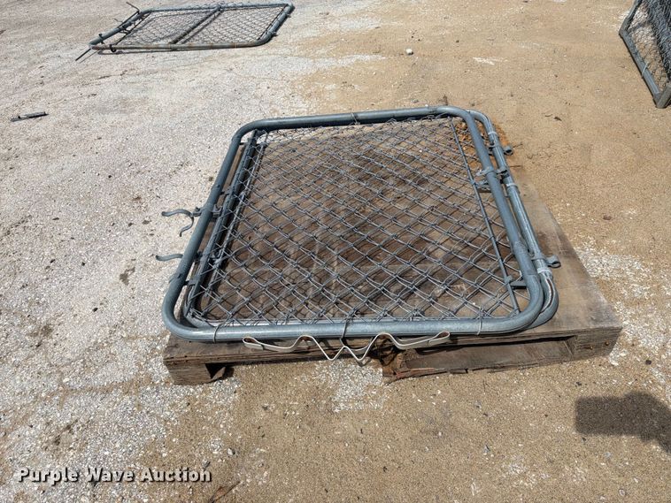 image for item EX5502 Chain link fence