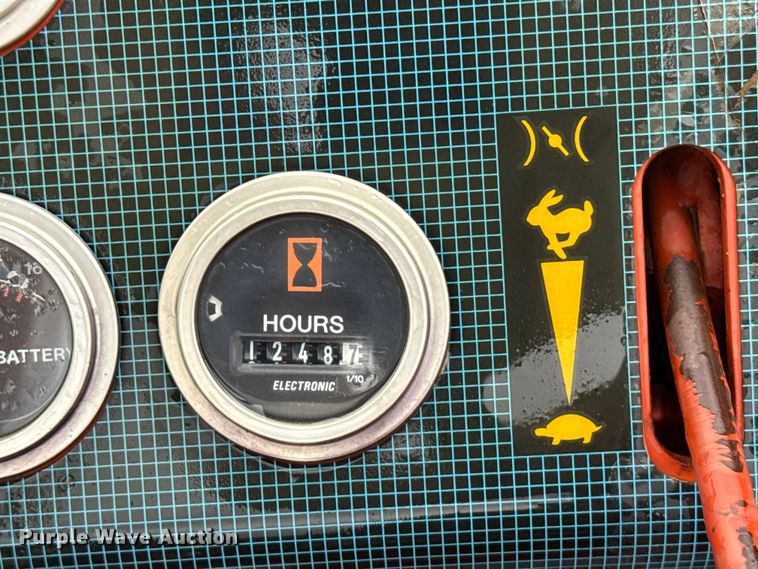 image for item FB6658 2004 Ditch Witch 3700DD trencher