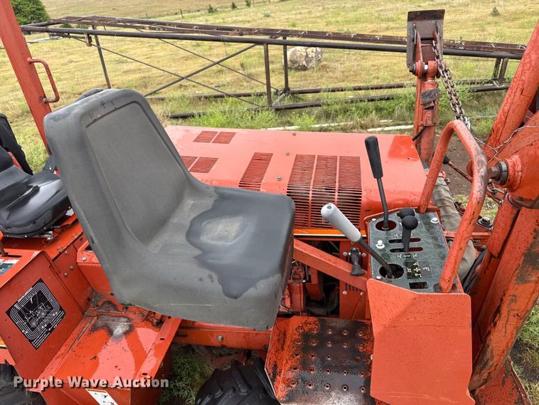 image for item FB6658 2004 Ditch Witch 3700DD trencher