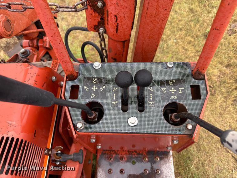 image for item FB6658 2004 Ditch Witch 3700DD trencher