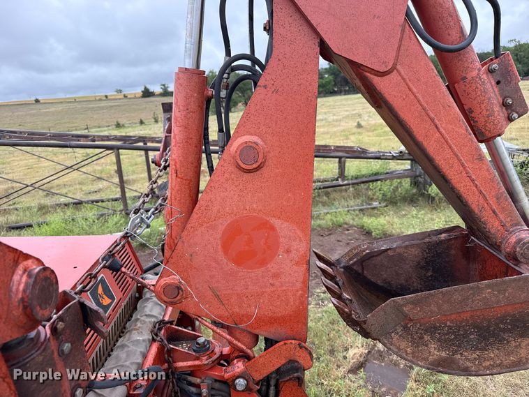 image for item FB6658 2004 Ditch Witch 3700DD trencher
