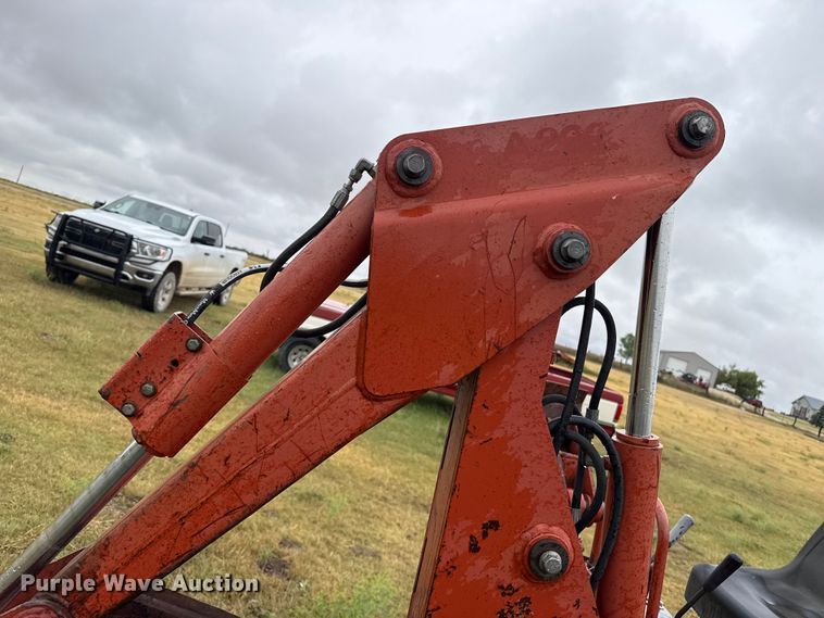 image for item FB6658 2004 Ditch Witch 3700DD trencher