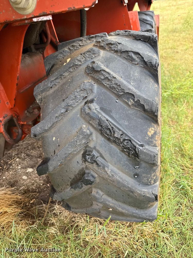 image for item FB6658 2004 Ditch Witch 3700DD trencher