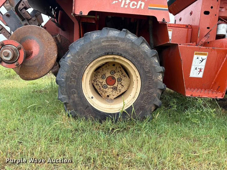 image for item FB6658 2004 Ditch Witch 3700DD trencher