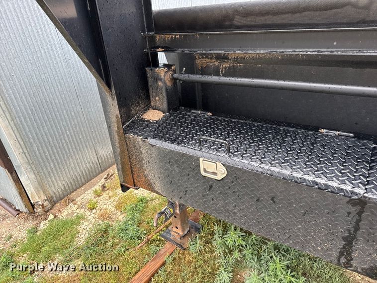 image for item FB6659 2017 Maxey Trailers Mfg Maxxd 83