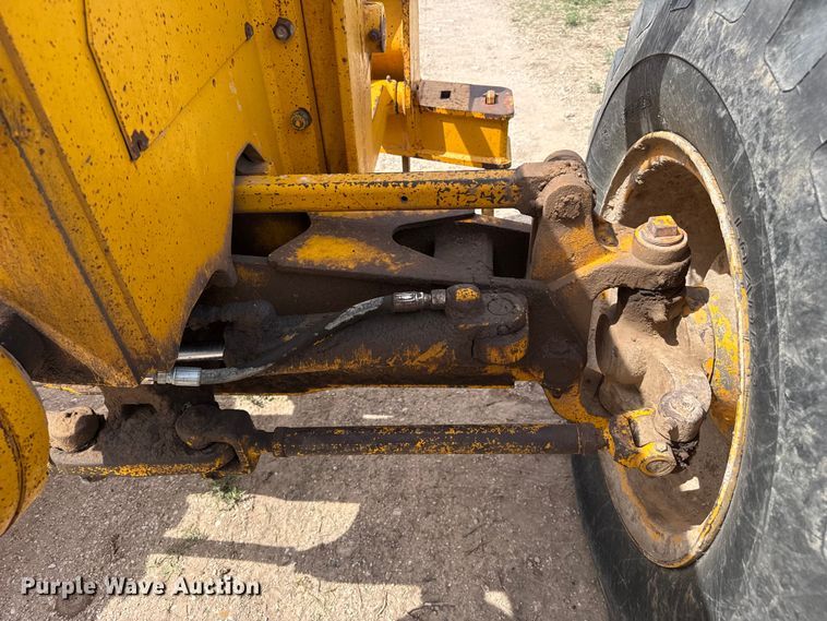 image for item FB6732 1991 John Deere 770B-H motor grader