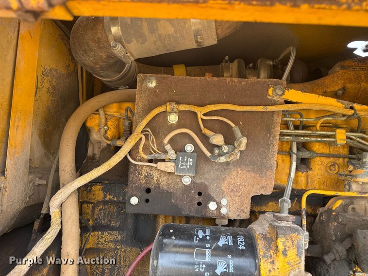 image for item FB6732 1991 John Deere 770B-H motor grader