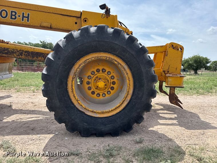 image for item FB6732 1991 John Deere 770B-H motor grader