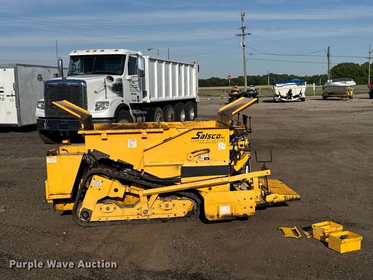 image for item FB7440 2018 Salsco Track Paver TP44-TD paver