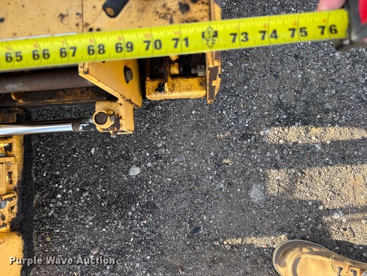 image for item FB7440 2018 Salsco Track Paver TP44-TD paver