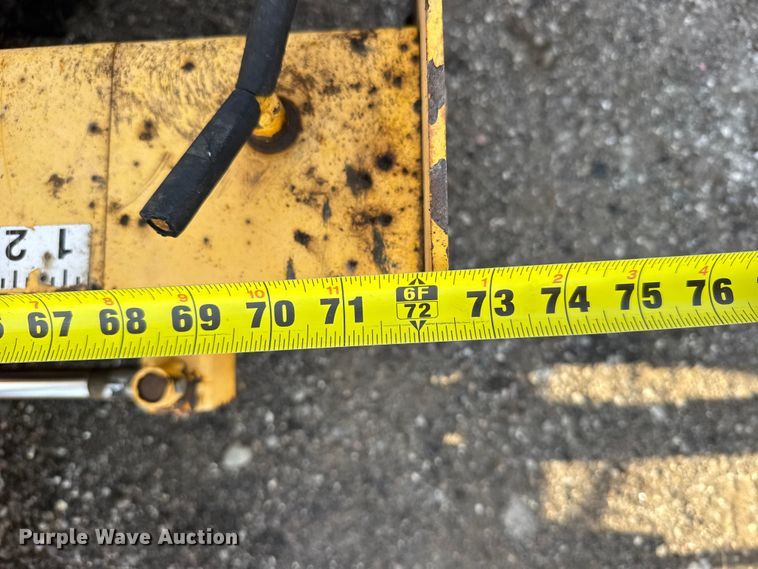 image for item FB7440 2018 Salsco Track Paver TP44-TD paver