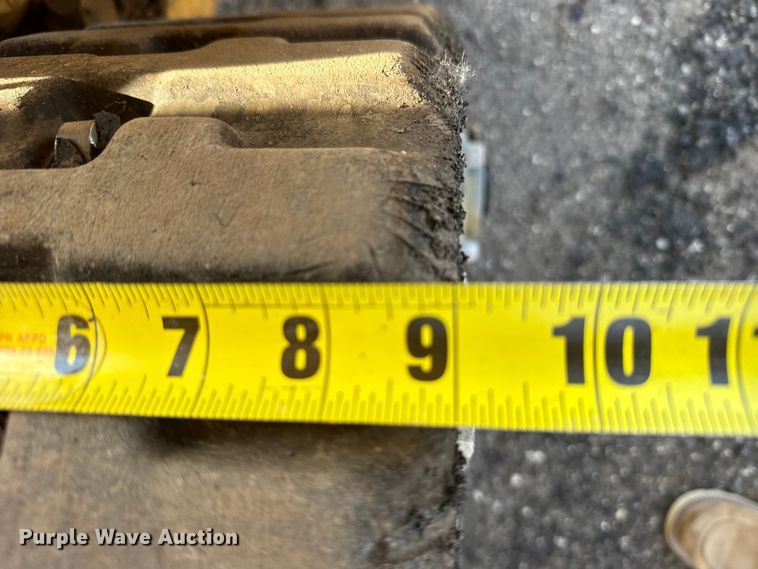 image for item FB7440 2018 Salsco Track Paver TP44-TD paver