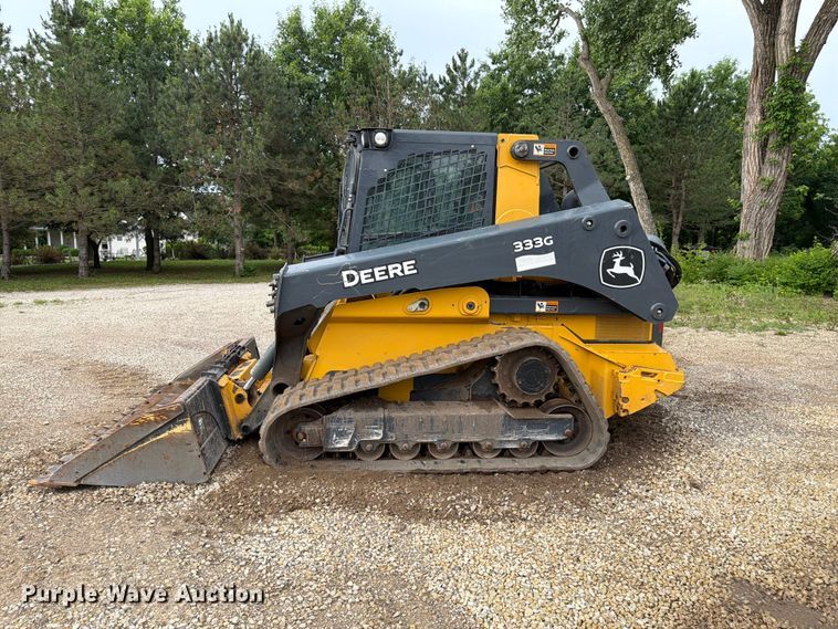 image for item FB7455 2020 John Deere 333G tracked skid steer loader