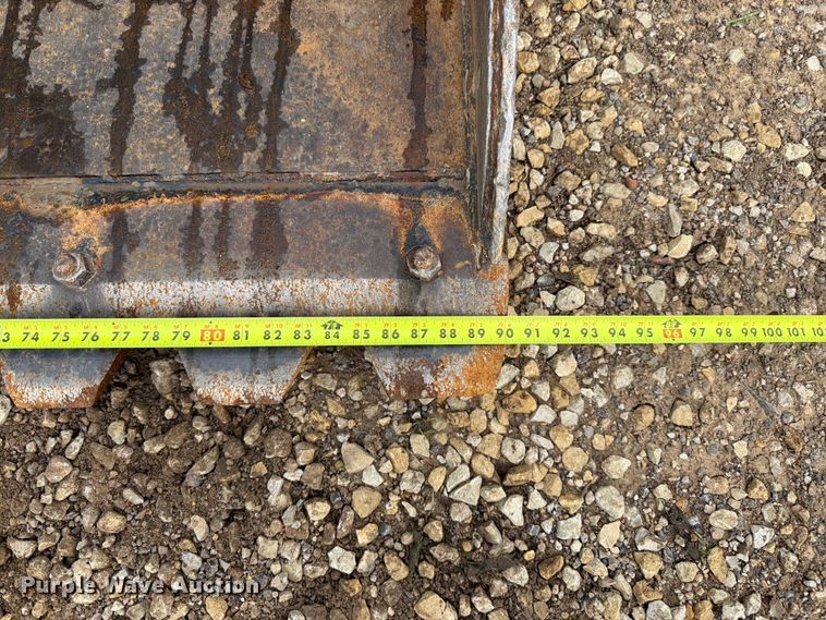 image for item FB7455 2020 John Deere 333G tracked skid steer loader