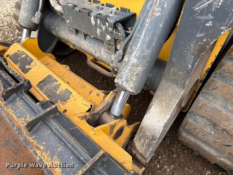 image for item FB7455 2020 John Deere 333G tracked skid steer loader