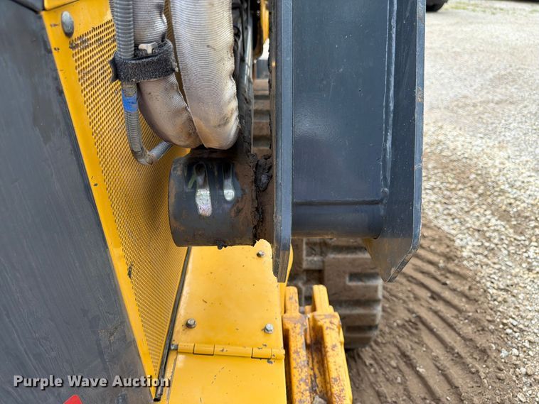image for item FB7455 2020 John Deere 333G tracked skid steer loader