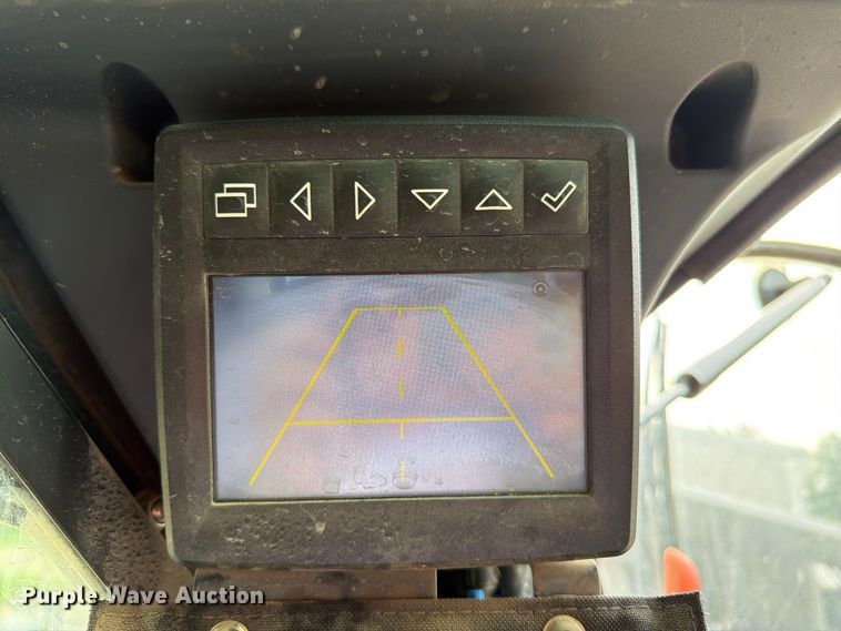 image for item FB7455 2020 John Deere 333G tracked skid steer loader