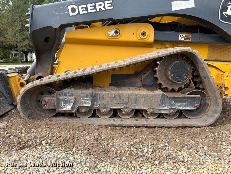 image for item FB7455 2020 John Deere 333G tracked skid steer loader