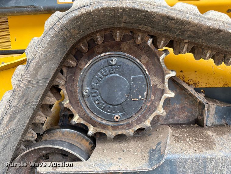 image for item FB7455 2020 John Deere 333G tracked skid steer loader