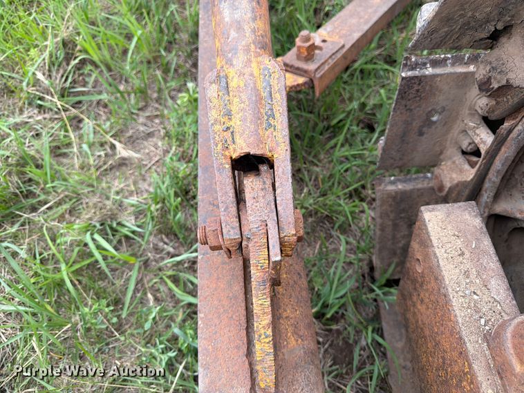 image for item FB7462 Caterpillar RD4 dozer