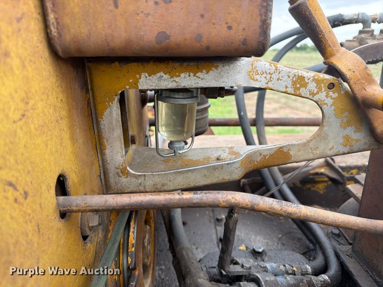 image for item FB7462 Caterpillar RD4 dozer