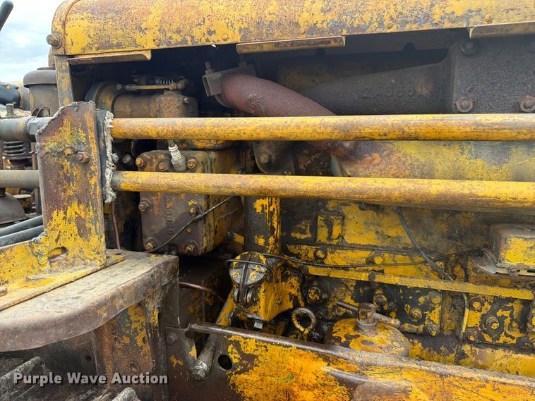 image for item FB7462 Caterpillar RD4 dozer