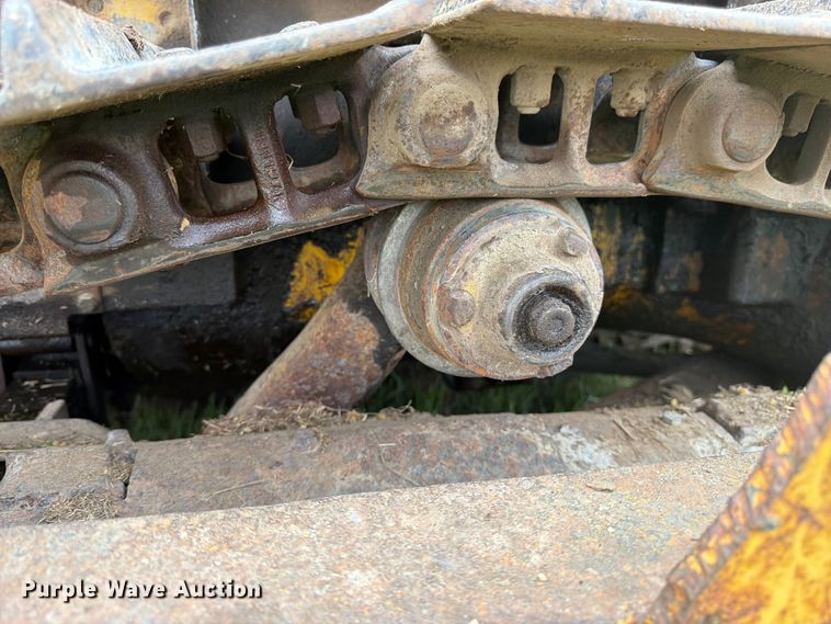 image for item FB7462 Caterpillar RD4 dozer
