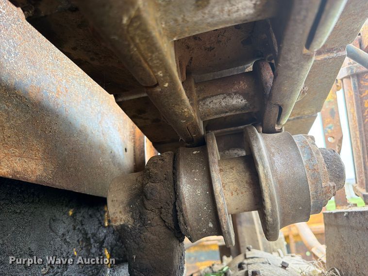 image for item FB7462 Caterpillar RD4 dozer