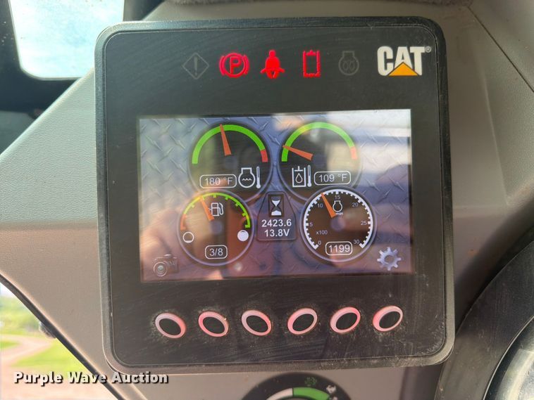 image for item FB7464 2017 Caterpillar 249D tracked skid steer loader