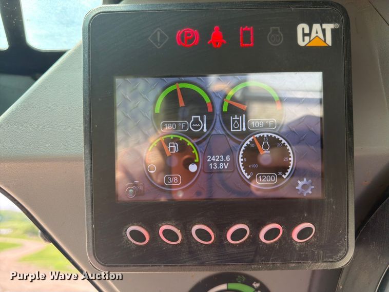image for item FB7464 2017 Caterpillar 249D tracked skid steer loader