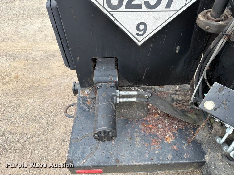 image for item FB8178 2013 Cimline Magma 150 Melter applicator