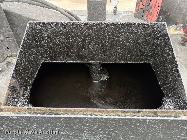 image for item FB8178 2013 Cimline Magma 150 Melter applicator