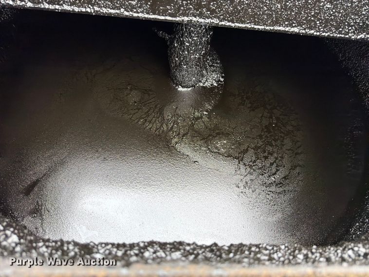 image for item FB8178 2013 Cimline Magma 150 Melter applicator