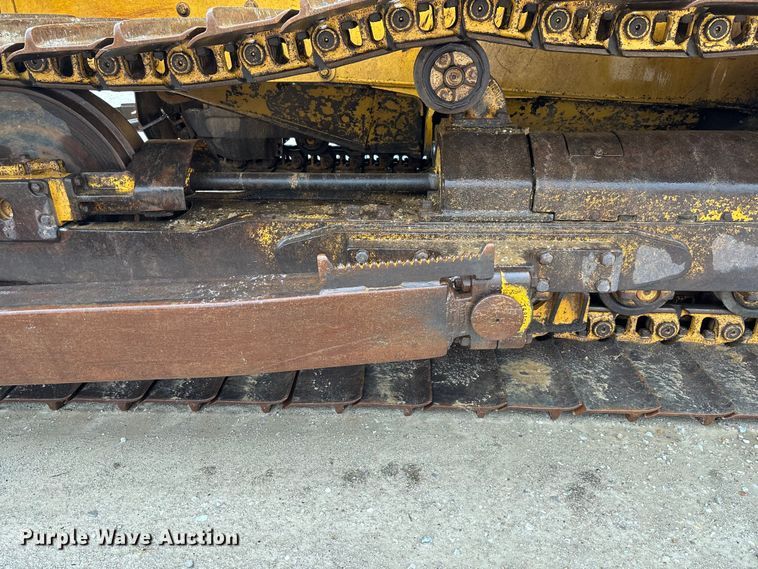 image for item FC1639 2001 John Deere 850C LGP dozer