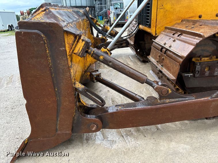 image for item FC1639 2001 John Deere 850C LGP dozer